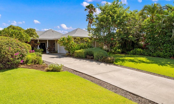 Bluffs House | Big Island Awamoa Hale by Coldwell Banker Island Vacations