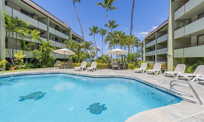 Kahaluu Bay Condo | Big Island White Sands Village by Coldwell Banker Island Vacations