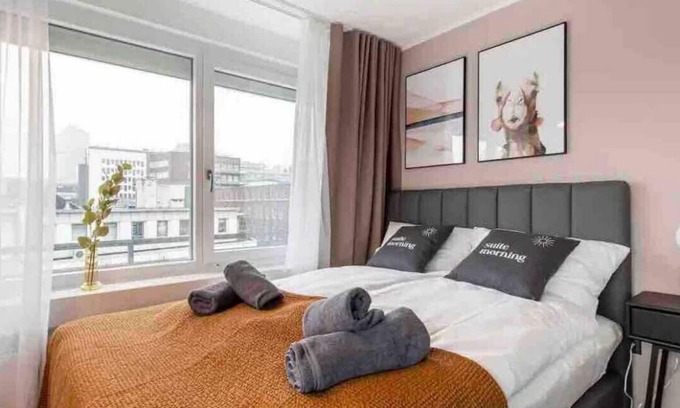 Suedviertel Apartment | Big Suite for 2 Couples or more. 2 Rooms plus Kitchen and Bathroom
