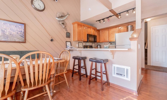 Majestic Pines Condo | Bigwood #90 Bldg. W