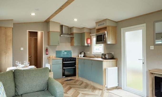 Great Houghton Ski Chalet | Billing Aquadrome Silver 3 Bed Caravan SI25