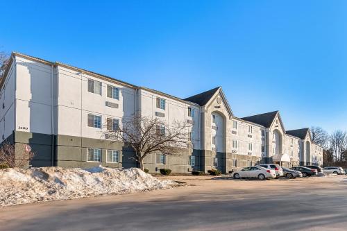 Columbia Hotel | Birch Hill Suites Columbia