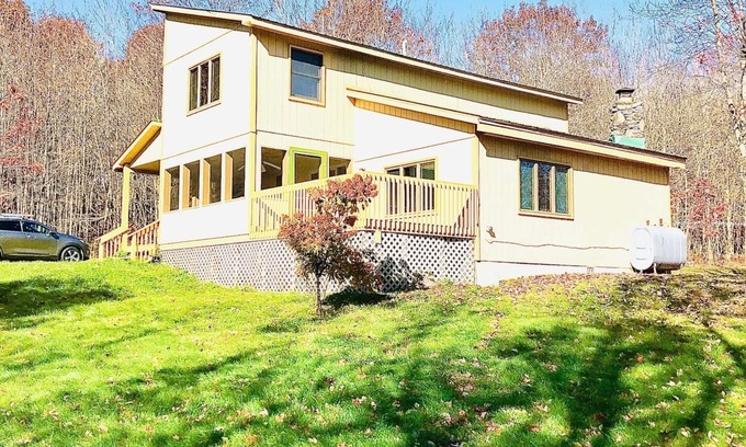 Fleischmanns House | Birch Tree Lodge - Cozy Cabin Getaway in the Catskills