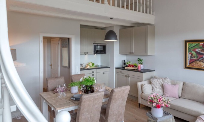 Keitum Apartment | Birdie - Ein Traumhaftes Nest für Ihren Urlaub - Birdie im Malerischen Keitum