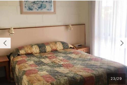 Lakes Entrance Apartment | Black Swan Motel inn