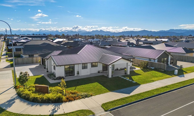 Blenheim House | Blenheim Accommodation