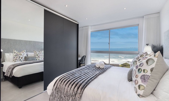 Bloubergstrand Apartment | Blouberg Heights 406
