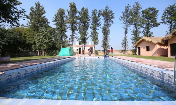 Gurugram Hotel | Blowsom Farms
