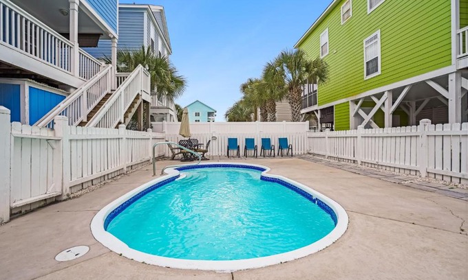 Surfside Beach House | Blue Hawaiian
