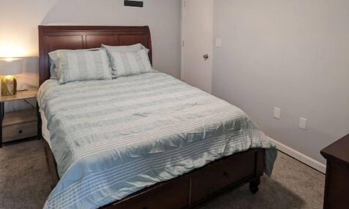 Erie Apartment | Blue Heron Retreat