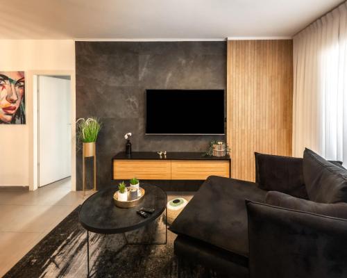 Nahariya Apartment | Blue Lagoon Achziv Vacation