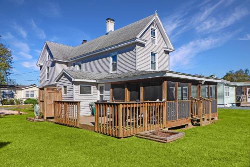 Chincoteague House | Blue Point - Pet friendly with Outdoor shower!