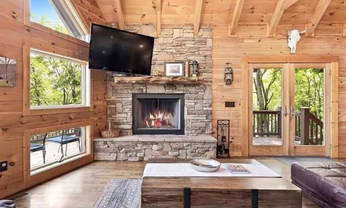 Marshall Cabin | Blue Ridge Bear Cabin - 2