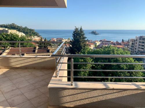 Petrovac Apartment | Blue Sky Apartment