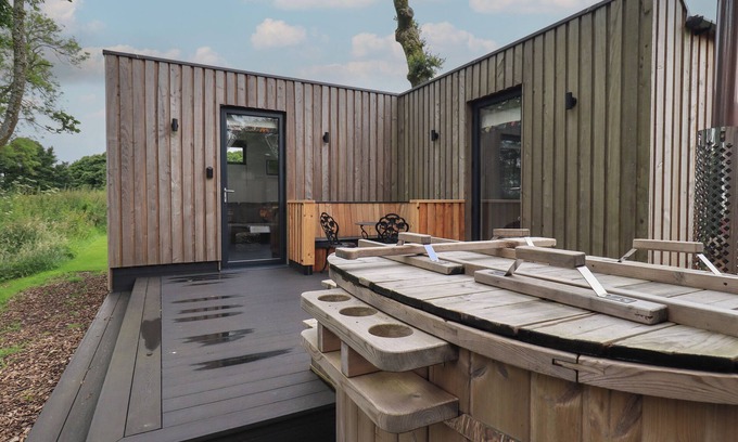 Hutton Cottage | Bluebell Cabin