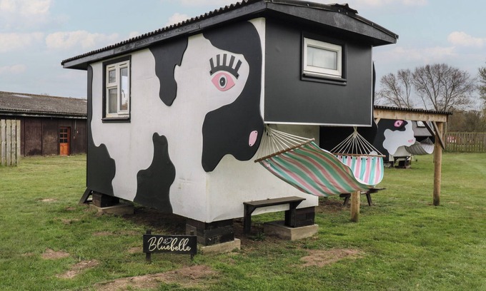 Woodbridge Cottage | BLUEBELLE (COW SHED 5), character holiday cottage in Campsea Ashe