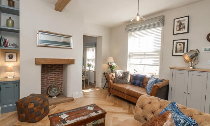 Whitby House | Bluefin Cottage