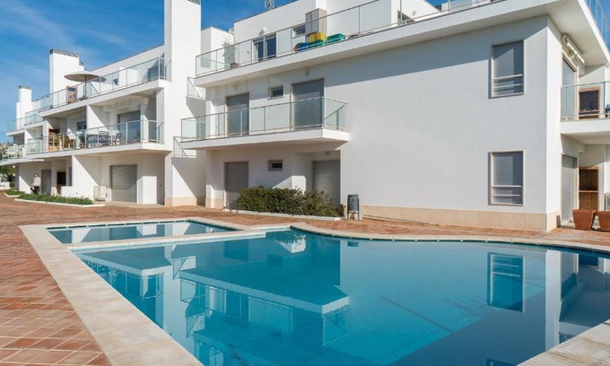 Santa Luzia Apartment | BmyGuest - Santa Luzia Sunset Apartment
