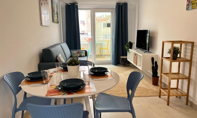 Fuengirola City Centre Apartment | Bnbook Medea Apartments 2