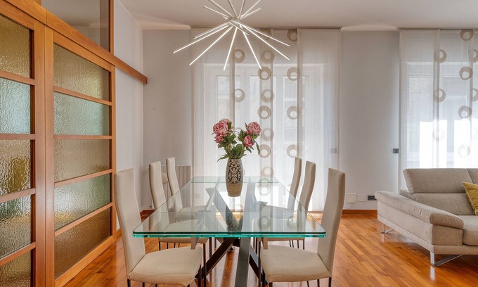 Washington Apartment | BnButler - Stromboli 22