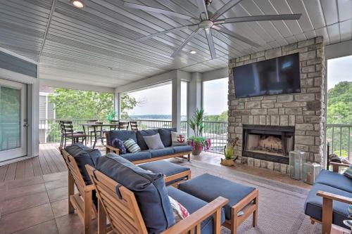 Osage Beach House | Boat Dock and Fire Pit Luxe Osage Beach Lake House!