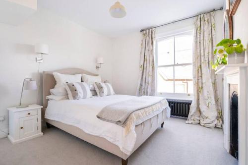 Whitstable House | Boat House, Relax in a Whitstable Fisherman's Cottage