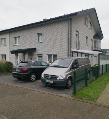 Bielefeld House | Bob's Zimmer