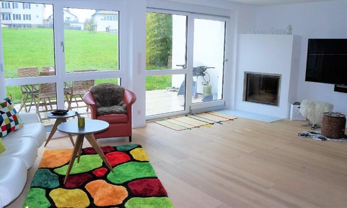 Bad Schachen Apartment | BodenSEE Apartment Lindau im Schachen Schlössle