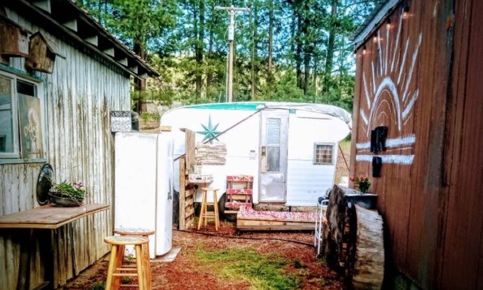 Boundary County House | Boho Betty @ Summit 55 on Hwy 95