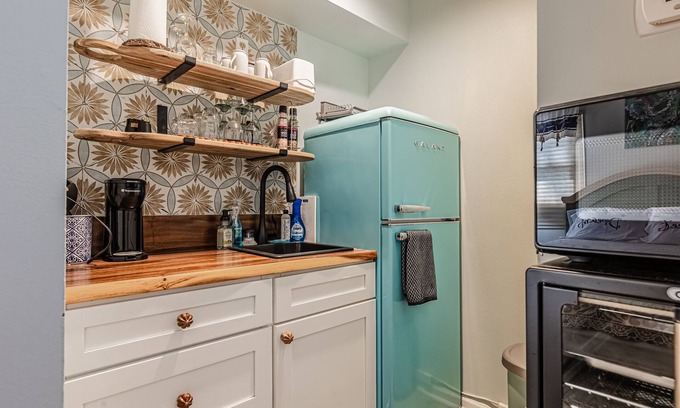 Sea Trail Condo | Boho Studio in Sea Trail, Sunset Beach