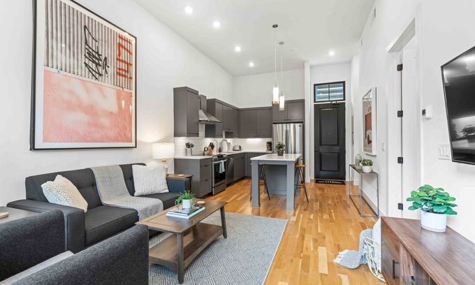 Virginia Highland Apartment | Bonaventure Furnished Apartments