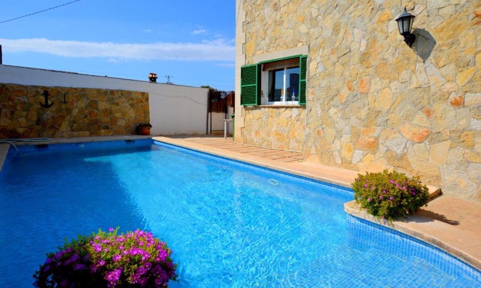 Can Pastilla Ski Chalet | Bonito chalet con piscina cerca del mar