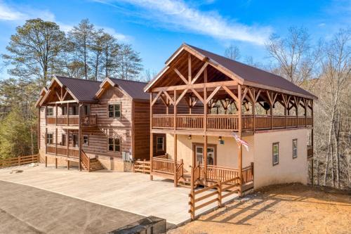 Caton House | Boon by AvantStay 40-Guest Luxe Smokies Retreat