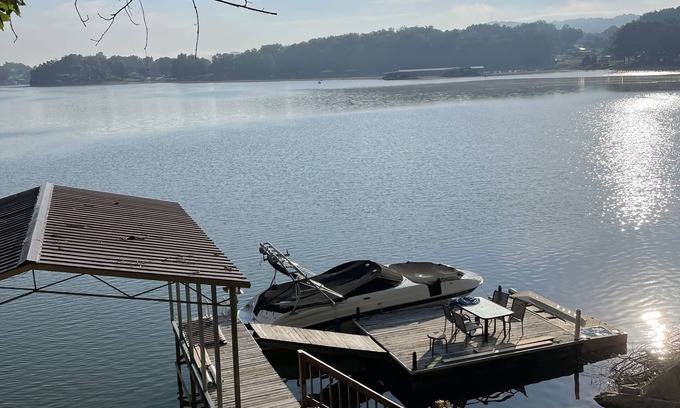 Piney Flats House | Boone Lake, lake house on main channel with beautiful water views!