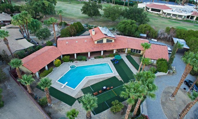 Borrego Springs House | Borrego Springs Golfers Paradise with Private Pool!