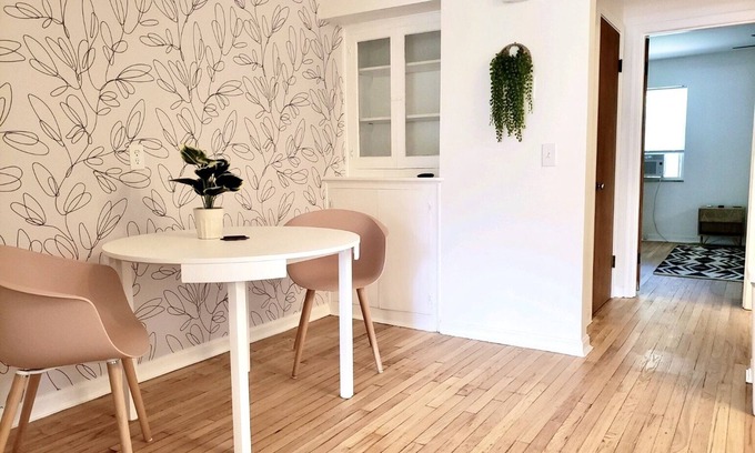 Westwood Apartment | 🌿 Botanical Beautiful 🌿 Pet Friendly; For Long Term Stays