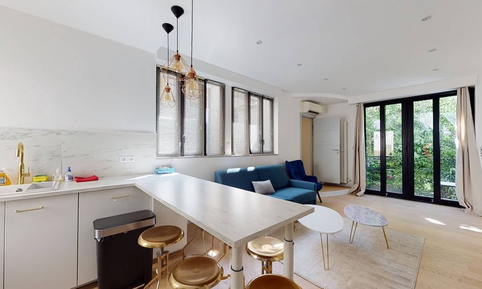 Centre Ville Apartment | Boulogne A Stunning and Luxurious 3BR Loft 5min Paris in Boulogne Heart