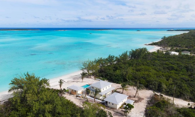 Rolleville Villa | Boundless, Beachfront home; walk on the beach to restaurants & sandbars!