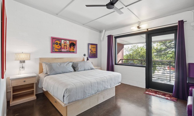 Folly Beach Hotel | Boutique Vera Hotel Room 402: King Room in the Heart of Folly Beach