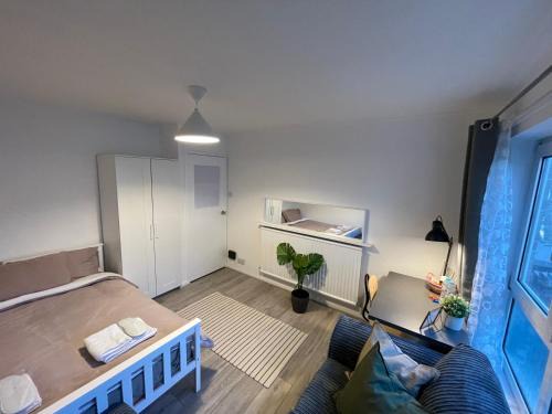 Bow West House | Bow House - SleepyLodge