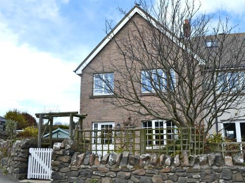 Craster House | Bramble Cottage