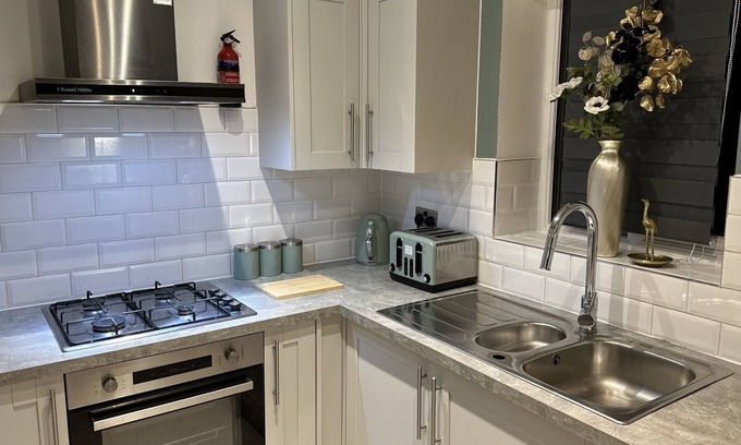 Leigh House | BrambleMead 5 bed house in Manchester Leigh