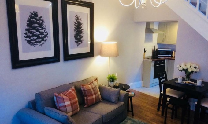 Wing House | Brampton Holiday Cottage