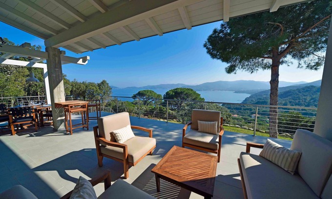 Bagno-Sprizze Villa | Brand new design villa with sea view