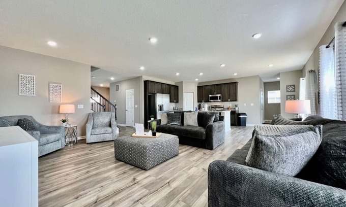 Lindenwald House | Brand new Executive home in Liberty Twp, Ohio