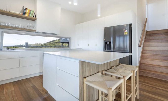 Valdora House | Brand-new Hinterland Retreat Valdora with Studio