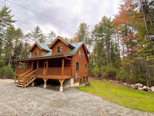 Bethlehem House | Brand New Log Home Well appointed great location with AC wifi cable fireplace firepit