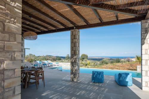 Geropotamos Villa | Brand New Villa Mia Casa with Private Pool, Ping-Pong & BBQ