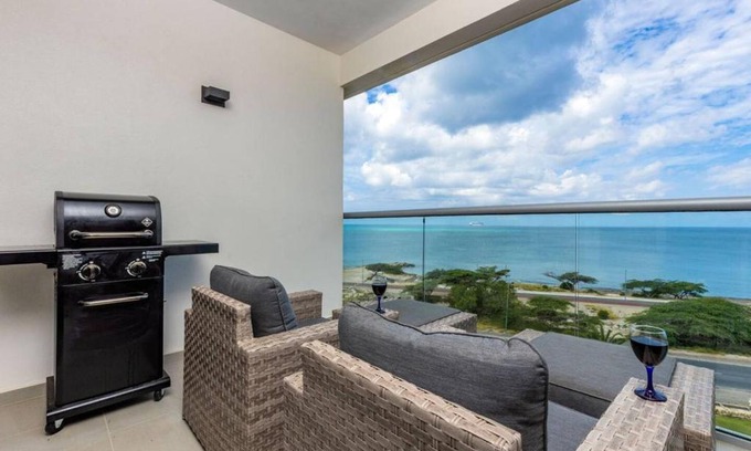 Noord Apartment | Breath Taking Beach Front Views Condo Eagle Beach