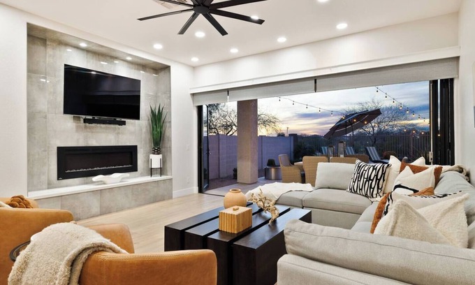 Desert Ridge House | Breathtaking Wildfire Golf Views | Pool